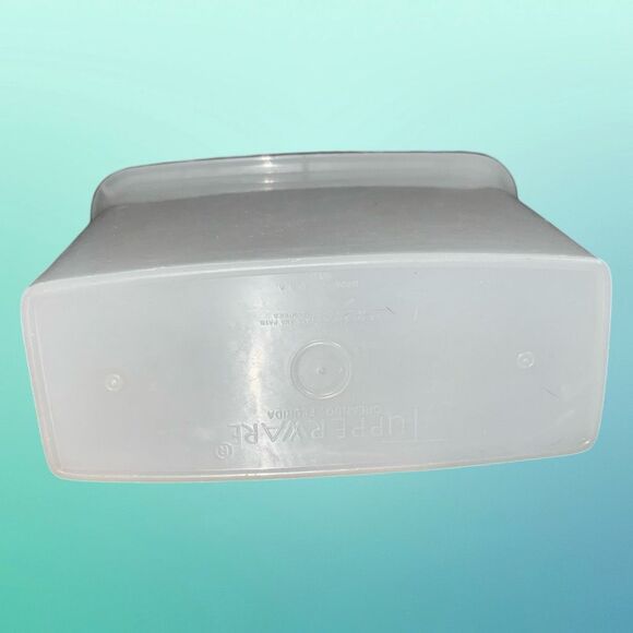 Vintage Tupperware Snap Pour Top Cereal Candy Or Rice Storage Container 469-1 - Picture 7 of 10